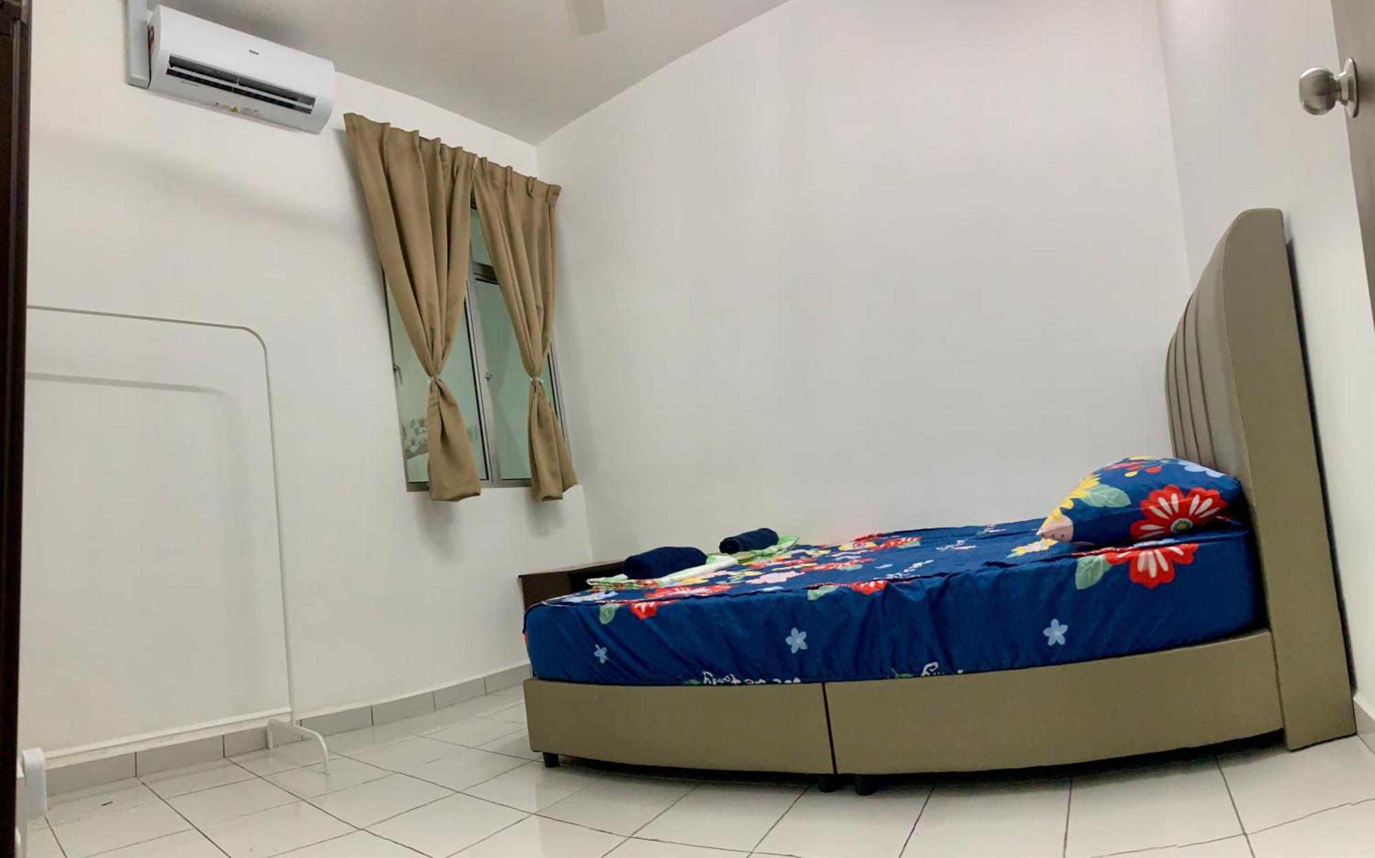 Homestay Cikgu Nora Near Uthm Kptm Kktm Ipg Moslim Onli Kampong Seri Gading Exterior foto